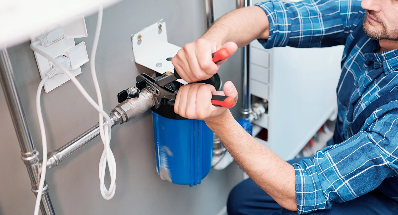 Home Plumbing Maintenance Checklist for Summer Plumbing Careers Background